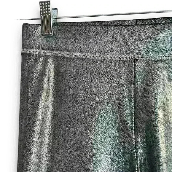 PINK Victorias Secret Holographic Leggings Silver Metallic Shimmer Active‎ Small - Picture 7 of 9